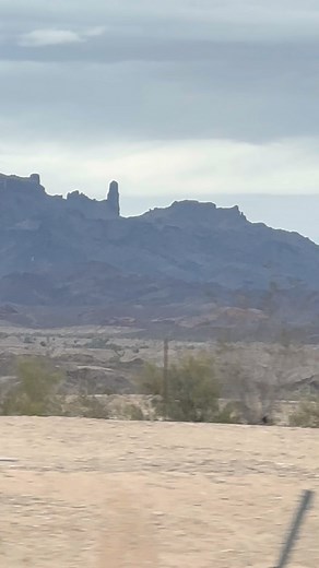 If you don’t think it’s funny, I don’t think we can be friends…. 😹😹 -- Erosional features can be some of the best in geology. Weathering of all kinds generally removes the softer rock and leaves the harder more stable rock to stand on its own. Geology is amazing –––#Erosion #Geology #Geomorphology #ErosionalFeatures#Rocks #Minerals #Hardness #SoftRocks #MechanicalWeathering #AridClimate #ParkerArizona #Funny #FunnyGeology #FunWithRocks | Elley Knows Rocks