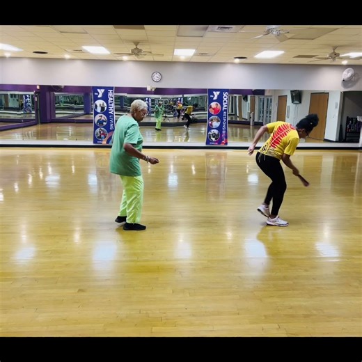 Boot Scootin ‘ Boogie line dance #beginnerlinedance #linedanceinstructor