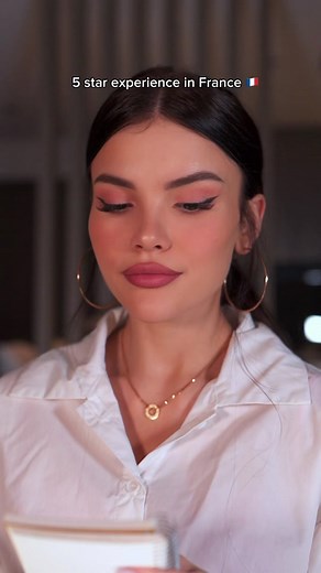 ‏Visiting Paris as a tourist😂 | parisian