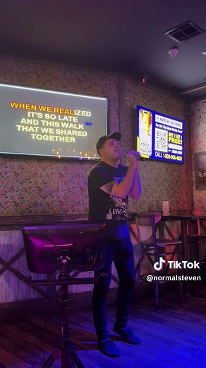 My karaoke performance of Hands Down by Dashboard Confessional at The White Bull Tavern #boston #karaoke #dashboardconfessional #emo