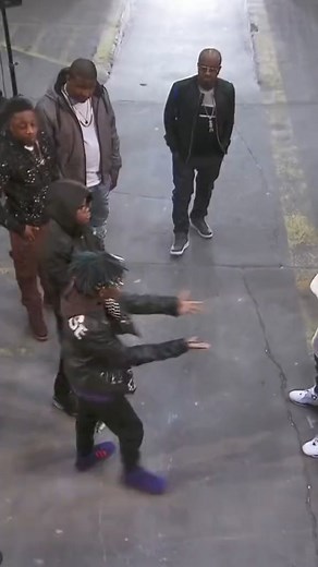 4.3K views · 147 reactions | Rap Battles Episode 1略 #kmob1003 #battleraphighlights #streetbattle #streetrap #freestylerapper #entertain #rapbattleswithkmob1003 | Rap battle | Facebook