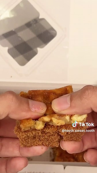 เค้กทอฟฟี่หลากรสที่มหาลัยสวนดุสิต