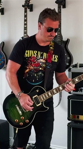 Slash - World On Fire #short #slash #guitar #guitarlesson #myleskennedy