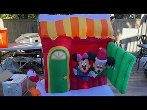 Gemmy 2009 5FT Tall Animated Christmas Inflatable Mickey Mouse And Minnie Mouse House Scene Disney
