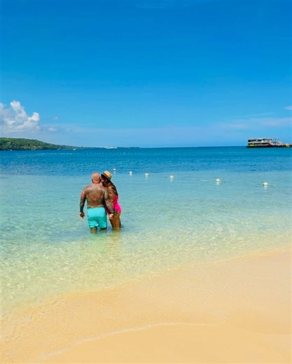 Love should feel like this—effortless, steady, and full of joy. 💫 Standing in the bluest waters of Jamaica 🇯🇲 with my best friend, I’m reminded that real love shows up in both the big and small moments. From morning texts to sunsets on the shore, from being held like I matter to being chosen without hesitation. 🌞🌊 Love this deep doesn’t feel like work, it feels like a gift freely given. 💕 #IslandLoveVibes #WaterSoBlue #JamaicaDreaming #CouplesWhoTravel #FYPGoals