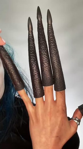 Unleash Your Inner Babadook with Horror Makeup and Facepaint Cosplay