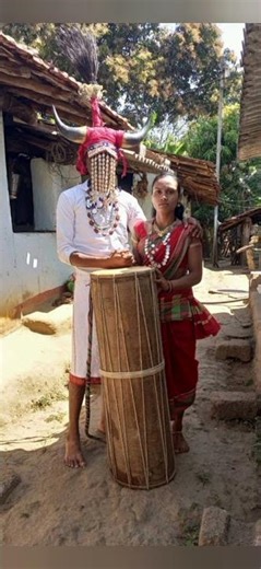 हमारी जोड़ी कैसी है दोस्तों।🥰#bastar #nature #bastarmela #bastardarshan #love #vlog #song #2मुखी।