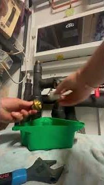 Cleaning The Brine Y Strainer Filter #brine #filter #heatpump #strainer