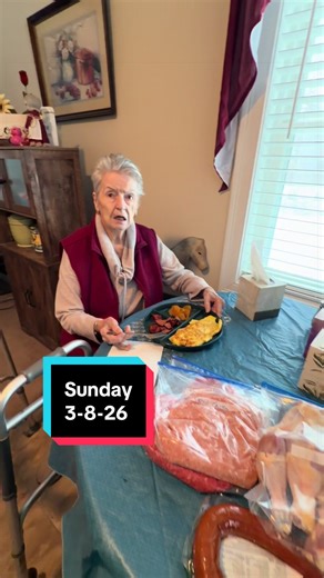 Caregiver Insights: Breakfast Moments with Alzheimer's Patients