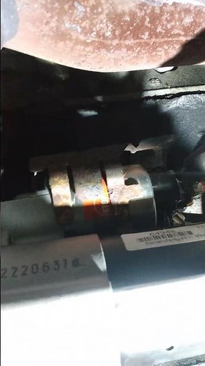 WHAT IS THIS SOUND?: wrist pin knock?