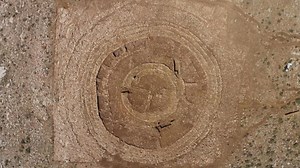 Archéologie : un mystérieux labyrinthe mis au jour en Crète