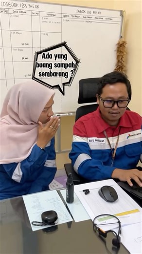 Life At Pertamina Hulu Energi (PHE) OKRT on Instagram: "Salam Lingkungan 🍃🍃 Untuk menciptakan lingkungan kerja yg bersih dan aman serta kelestarian lingkungan, hendaklah kita semua memiliki kesadaran untuk selalu menerapkan: 1. Prinsip 5R (Refuse, Reduce, Reuse, Recycle, Rot) 2. ⁠Membuang sampah ke tempat sampah sesuai jenisnya 3. ⁠Meningkatkan kesadaran dan edukasi/pengembangan diri 4. ⁠Mendukung program/inisiatif perusahaan 5. ⁠Memberikan masukan dan inovasi guna perbaikan bersama *2026 PHE