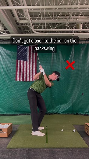 Maintain the sacred space in the backswing ☯️ #golfswing #golflesson #golfcoach