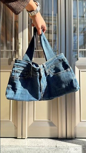 デニムをトートバッグにリメイクしてみました！ちょうど良いサイズに、使い勝手も良さそう✂️ #リメイク #デニムリメイク #バッグの作り方 #remake#upcycling