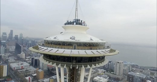 Caught on Camera: Drone crashes into Seattle's Space Needle