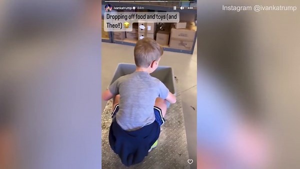 Ivanka Trump pushes her son on cart in a convenience store.