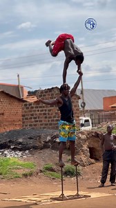 3M views · 136K reactions | Another magic trick in another perspective  | Clovis Clogram | Facebook