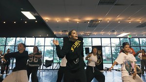 249K views · 6.4K reactions | When the beat goes off, Denver be KILLING IT with @kyliekippenn at the @tcdcdance workshop!   by @lappylapse #rf #royalfamily #royalfamilydancecrew #royalcrusade #crownsup #denver #new #killingit | The Royal Family Dance Crew | Facebook
