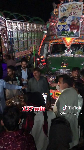 137 Bedford Bus Race: Exciting Moments and Highlights