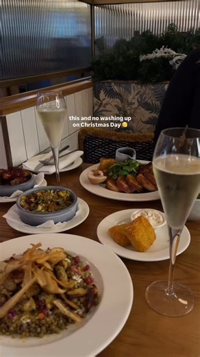 It’s all done. No dry turkey. No lumpy gravy. No washing up. See you on Christmas Day? | Côte