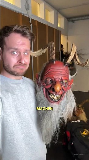 How to carve a Krampus mask yourself?👹😱 #customs#agriculture#krampus#perchten#mask #diy