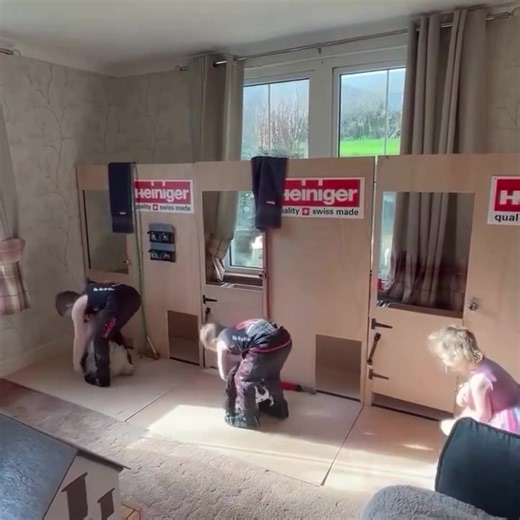 THE PERFECT CHILDHOOD! 😍🤩 | Farmers Weekly