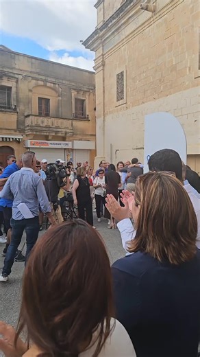 Qrib tagħkom #AlexBorg Naddur Għawdex Pjazza l-Arċipriet Martin Camilleri #danhulmument #fyp #AlexBorg #Għawdex