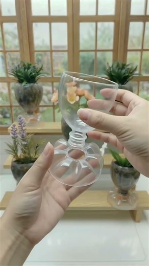 Don't Throw Away Plastic Bottles! 🍶 Build a Stylish DIY Flower Pot #plasticbottles #diy