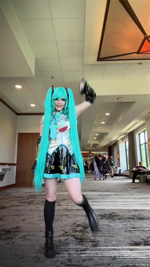 Im so hyperfixated on critical role and dnd right now I forgot to post stuff 😭😭 #miku #gnarly #katseye #vocaloid #cosplay