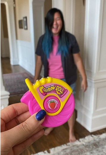 Beatbox Dance Pranks: Watch Sophia's Amazing Moves