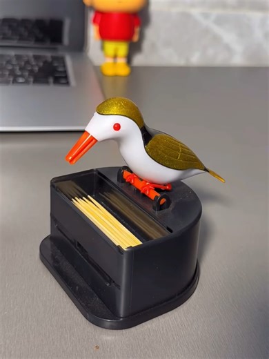 🐦✨ Push-Type Bird Automatic Pop-Up Toothpick Box Press it… surprise! 😍 This Bird-Shaped Automatic Toothpick Dispenser pops out a toothpick with one push — clean, fun, and super satisfying. Cute design smart hygiene solution 💡 Perfect for kitchens, dining tables, cafés & gifts. #homehacks #kitchenhacks #amazonmusthaves