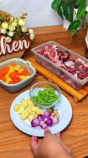 Sop Daging Lezat untuk Buka Puasa di Ramadan