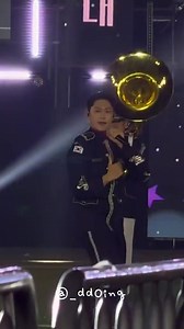 1.2M views · 10K reactions | Lee Do Hyun nhảy "That That That" cực sung tại lễ hội quân đội 凉 | Idol Live | Facebook