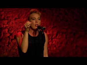 French singer Barbara Weldens dies on stage in concert