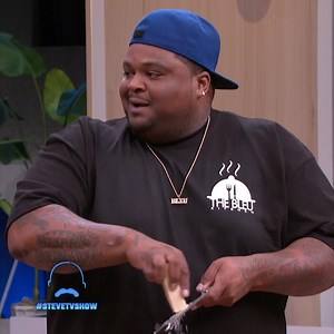 1.1M views · 6.2K reactions | Some of the best food you'll find in LA isn't at a restaurant - it's from a food truck! So Steve brought two of the best to battle it out with their best dishes. | STEVE on Watch | Facebook