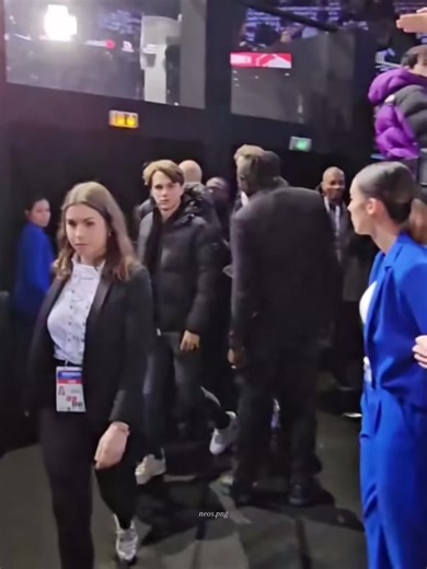 F1 Drivers Showcase Stylish Puffer Jackets