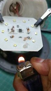 Replacing SMD LEDs without using a soldering iron is enough with just a lighter #electronic #electronicrepair #basicelectronic #tipsandtrick #lifehack | Fareed Clarity YouTube Channel