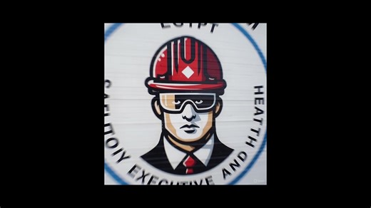 🛑 "مش العاصفة اللي دمرت المكان.. الإهمال هو السبب" ثواني معدودة بتلخص الفرق الكبير هندسياً بين "المُحفز" (Trigger) وبين "السبب الجذري" (Root Cause). لما تشوف مشهد مياه الأمطار بتخترق السقف وتنزل مباشرة على براميل مواد كيميائية (TCCA)، أنت هنا مش بتشوف كارثة طبيعية.. أنت بتشوف "فشل في حواجز الحماية" (Barrier Failure). 🛠️ رسالة لمهندسينا في المواقع: السقف المتهالك ده كان موجود قبل العاصفة، والتقارير اللي حذرت منه كانت موجودة. العاصفة مجرد "كشفت" الغطاء عن العيوب المستترة. 💡 الدرس باختصار: الصيا