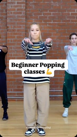 EVERYDAY POPPING on Instagram: "Looking for beginner Popping classes? Comment “level up” for a free class to try out!  Everydaypopping.com #everydaypopping #dancetutorial #popping #poppingtutorial #dance"