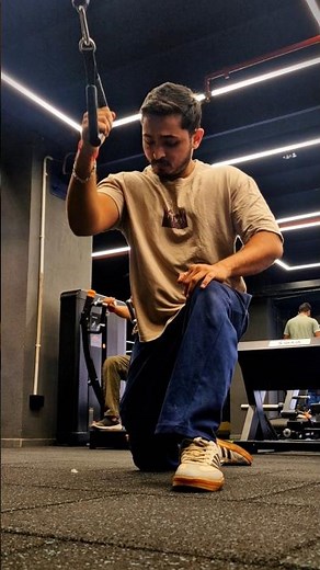 Beginner Back Workout 💪 | How to Train Back Safely & Build Strength