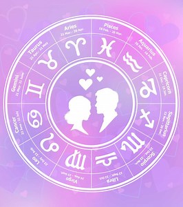 Aquarius And Pisces Compatibility: 4 Key Pointers For Couples