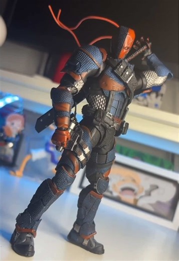 Exploring Deathstroke: The Ultimate Batman Villain