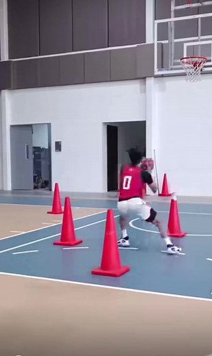 Basketball Training Focused on Dribbling Techniques
