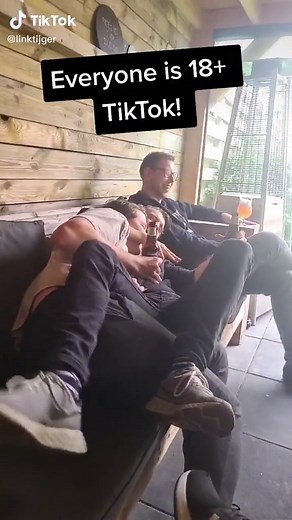 TikTok Verwijderde Video Om Minderjarigen?