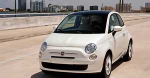 Fiat 500 tem recall por curso excessivo da embreagem