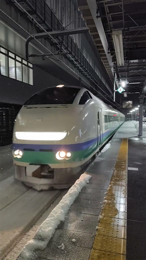 20260128上越妙高駅しらゆき7号 上沼垂色
