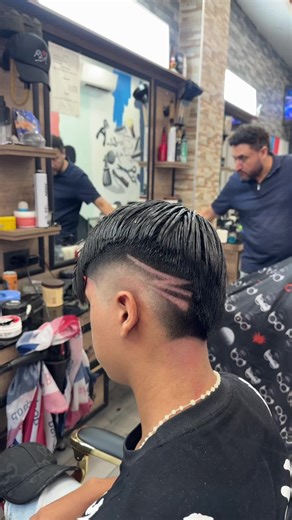 Video di 111Bar bar shop (@barber.mexico1) con original sound - Mina barber