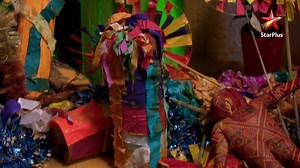 109K views · 1.1K reactions | Baldev ne bigaade Veera ke saamaan! Abh kya karenge Ranvijay, Ratan aur Veera? Iss Dilchasp Kahani ko Jaanne ke liye dekhiye #Veera! #starplusoriginal #ekveerkiardaasveera #veera #shivinnarang #DiganganaSuryavanshi #farnazshetty #halfsister #vishalvaishishtha #vivekdahiya #sudhanshupandey #dayashankarpandey #kid #siblings #bro #sis #love #drama #argument #trending #explore #viral #episode #facebookpost #facebook | StarPlus | Facebook