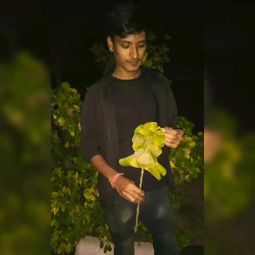 Jaane kyun mainSochta hoonKhali sa mainEk raasta hoonTune mujhe#Aashiqui #foryoupage #flyingmachinesplit #stitch #sajanpinchupunchu