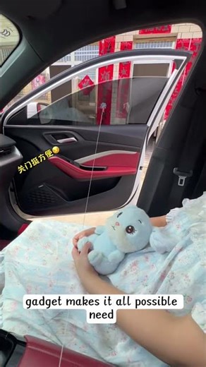 Real Life Spider-Man Web Shooter Gadget! 🕸️🔥 | Best Pranks & Toys